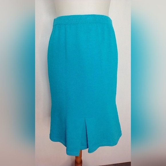 VINTAGE SANTANA KNIT SKIRT - Picture 1 of 5